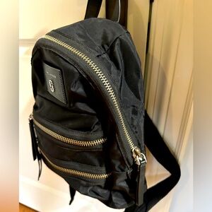 THE BIKER
NYLON MEDIUM BACKPACK